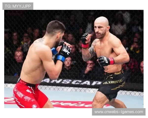 沃尔卡诺夫斯基解析奥利维拉短板预测其遭遇菲济耶夫将陷入苦战